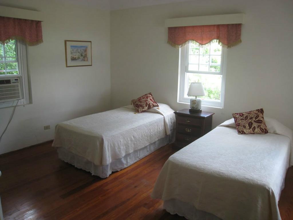 Grape Bay Cottages Mount Pleasant Oda fotoğraf